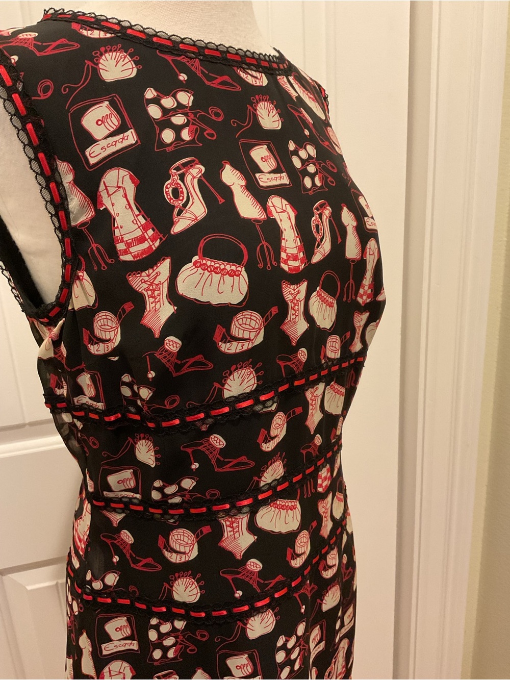 Escada Silk Dress Novelty Print EU Size 40 - Picture 6 of 8